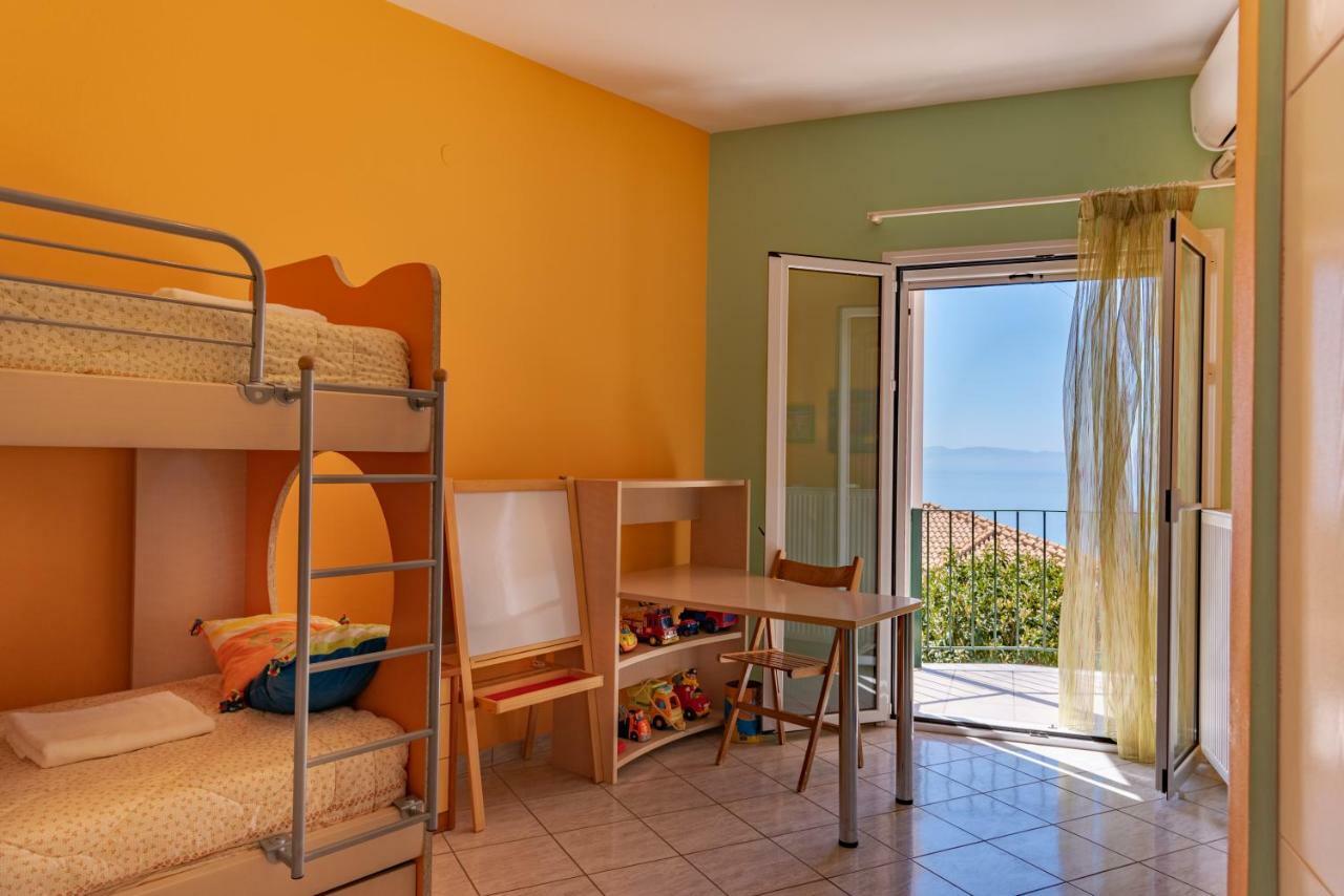 Ioannis House Sea View-Perfect Family Holidays Lourdata  Esterno foto